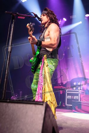 Steel Panther-19
